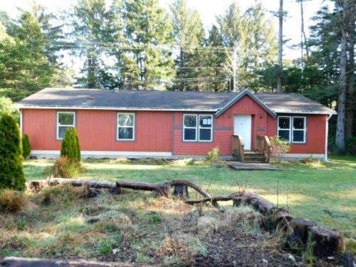 1335 NW Sarkisian Dr, Seal Rock, OR 97376