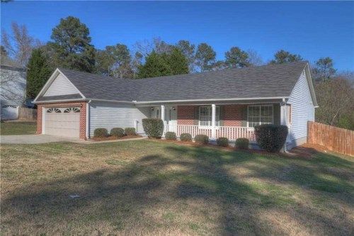 11570 Heritage Dr, Hampton, GA 30228