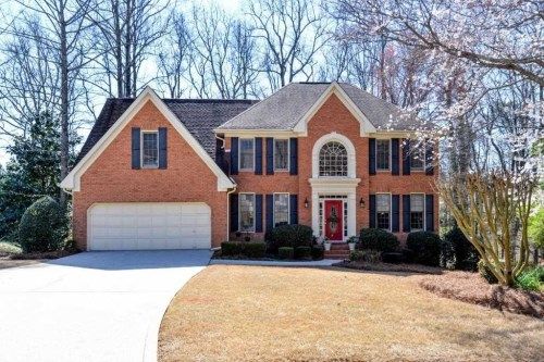 5060 Red Robin Ridge, Alpharetta, GA 30022