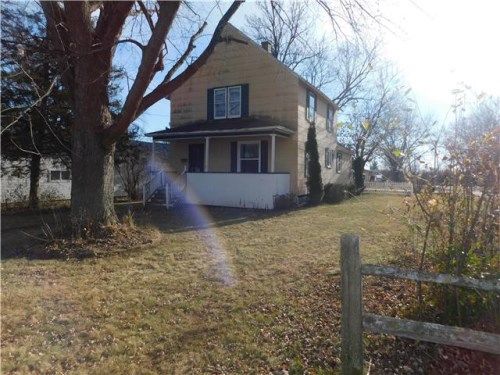 910 W Arlington St, Marshfield, WI 54449