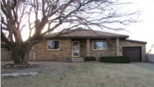 1307 Cooley Dr, Borger, TX 79007