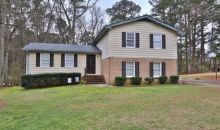 1975 Highriggs Ln Snellville, GA 30078