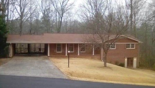 6465 Creel Dr, Lithia Springs, GA 30122