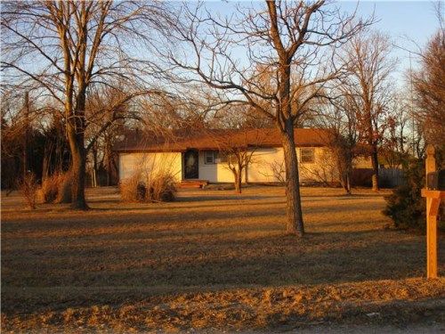 3648 52nd Rd, Udall, KS 67146