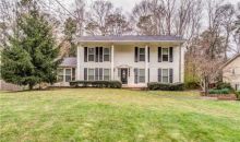 2425 Castle Ln NE Marietta, GA 30062