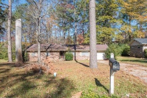 2268 Seven Oaks Circle, Conley, GA 30288