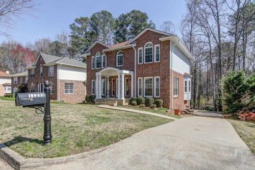 11235 Amy Frances Ln, Alpharetta, GA 30022