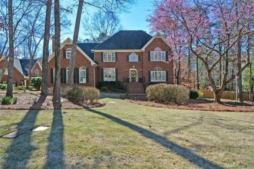 2062 Innsfail Dr, Snellville, GA 30078