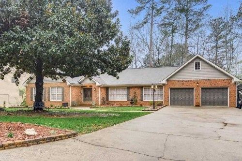 120 River Run, Roswell, GA 30075