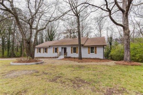 451 Rue De Chateau, Stone Mountain, GA 30083
