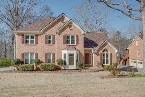 3741 Laurel Brook Ct, Snellville, GA 30039