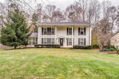 2425 Castle Ln NE, Marietta, GA 30062