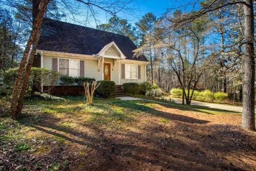 2933 Happy Hollow Dr, Conyers, GA 30094