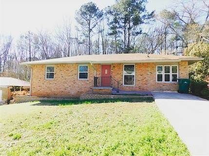 893 Slash Pine Rd, Forest Park, GA 30297