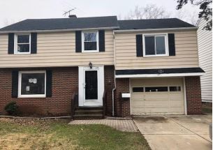 270 E 271st St, Euclid, OH 44132