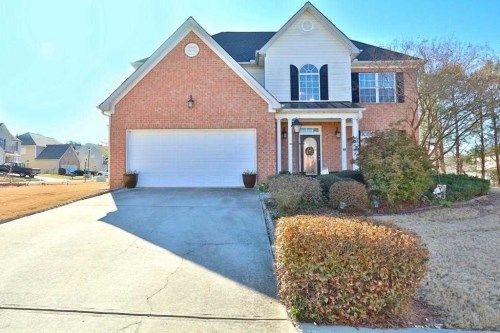 2322 Fall Creek Landing, Loganville, GA 30052