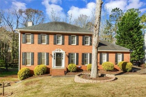 205 Comstock Ct, Lawrenceville, GA 30044