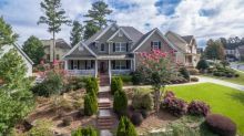 1060 Windsor Creek Dr Grayson, GA 30017