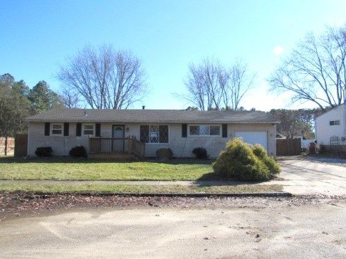 1303 Willow Dr, Clementon, NJ 08021