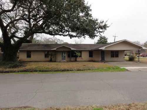 909 John Dr, Rayne, LA 70578