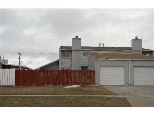 1411 Grove Ave, Alliance, NE 69301