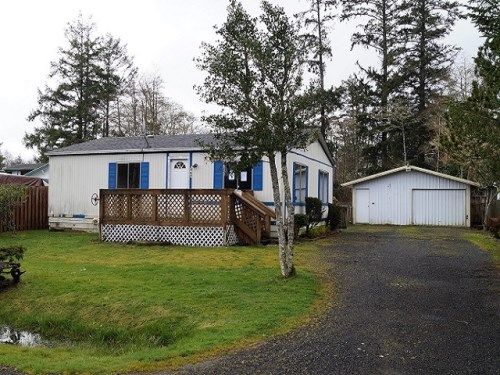 747 Park Ave NE, Ocean Shores, WA 98569