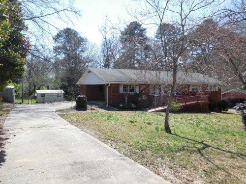 143 Kenvilla Dr, Tucker, GA 30084