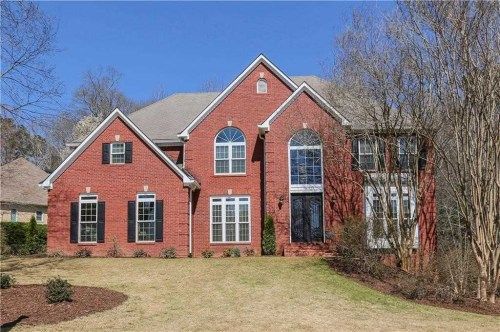 600 Huntwick Place, Roswell, GA 30075