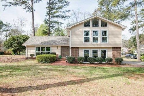 634 River Oak Loop, Lawrenceville, GA 30044