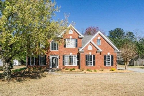 6318 Spring Lake Dr, Flowery Branch, GA 30542