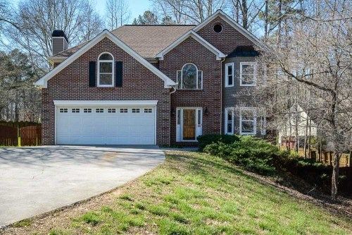 1201 Red Fox Circle, Woodstock, GA 30188