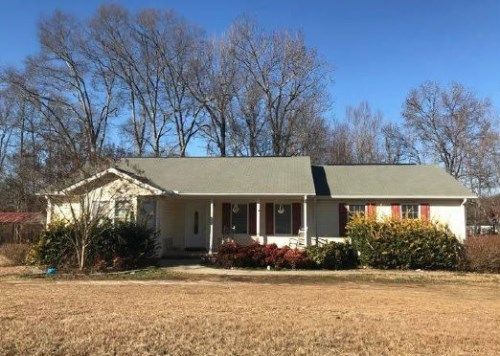 103 Poplar St, Travelers Rest, SC 29690