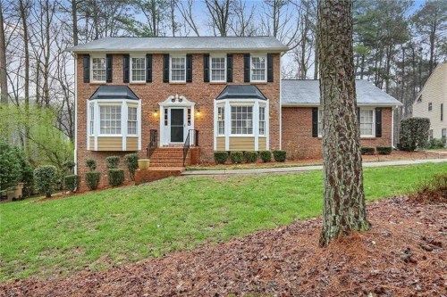 10565 Timberstone Rd, Alpharetta, GA 30022