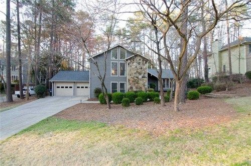 2875 Laurel Green Ct, Roswell, GA 30076