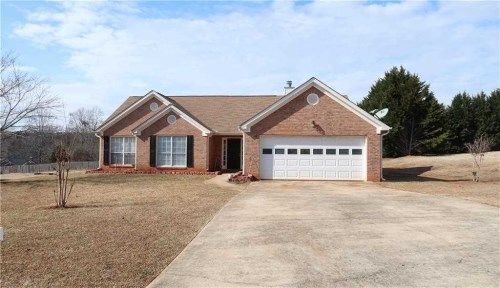 4540 Summerset Dr, Gainesville, GA 30507