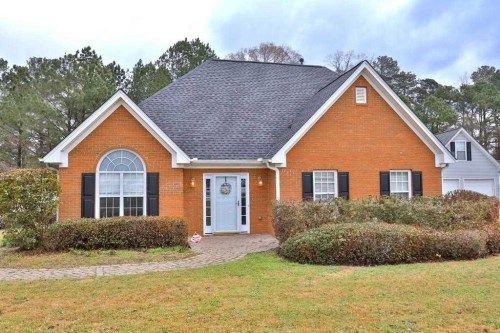 3740 Carriage Downs Ct, Snellville, GA 30039