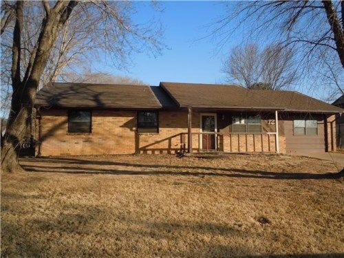 127 Payne St, Perkins, OK 74059