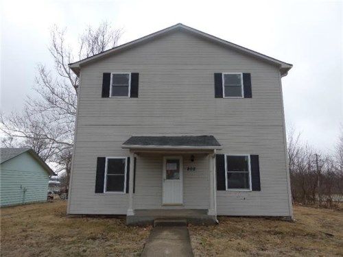 808 W Bertrand Ave, Saint Marys, KS 66536