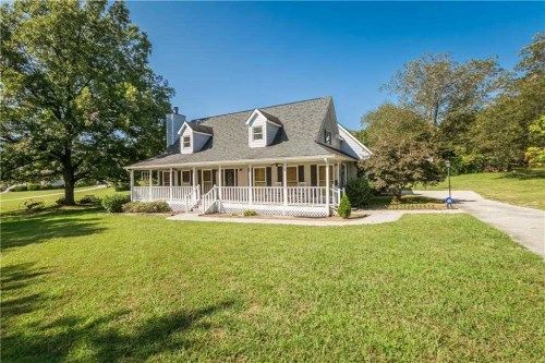 460 Hope Hollow Rd, Loganville, GA 30052