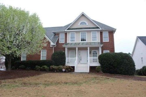 1220 Mount Mckinley Dr, Grayson, GA 30017