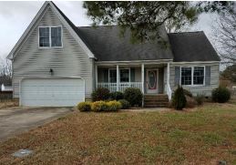 7 Poplar Ct, Smithfield, VA 23430