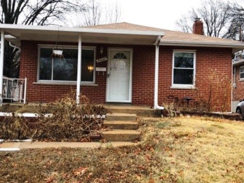 9027 Bessemer Ave, Saint Louis, MO 63134