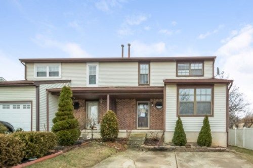 121 Fomalhaut Ave, Sewell, NJ 08080