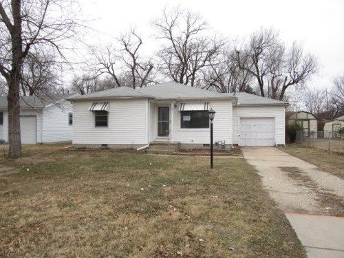 241 N Knight St, Wichita, KS 67203