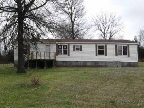 5373 County Rd 1600, Coffeyville, KS 67337