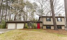 3044 Fireside Dr Snellville, GA 30078