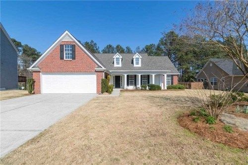 925 Sunset Ridge Ln, Lawrenceville, GA 30045