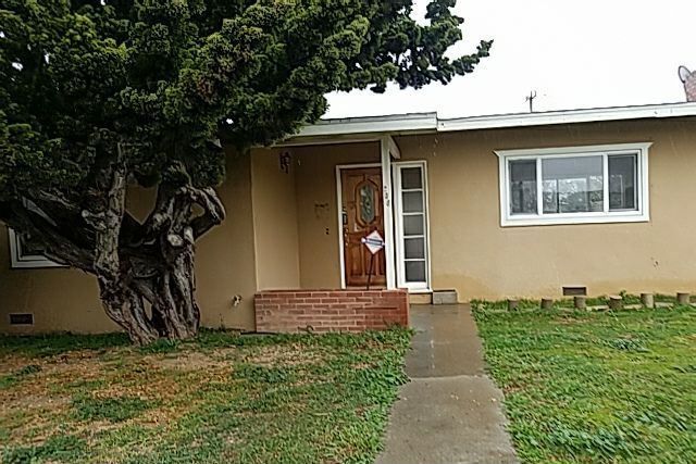 238 N M St, Lompoc, CA 93436