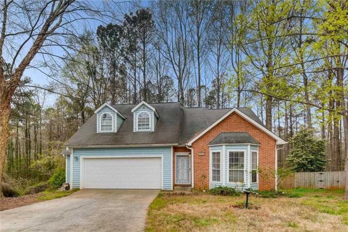 2417 Empire Forest Dr, Tucker, GA 30084