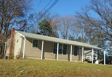 11 E Emlen Ave, Lawnside, NJ 08045